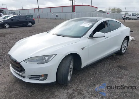 2013 Tesla Model S from USA, damaged, VIN 5YJSA1AC1DFP10200